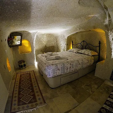 Мініготель Coco Cave 2*