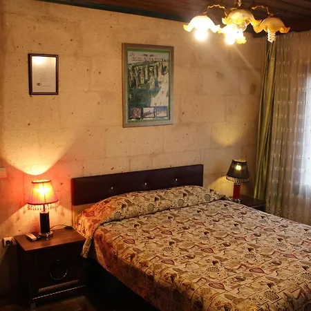 Coco Cave Мініготель