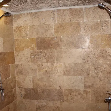 Coco Cave Locanda 2*